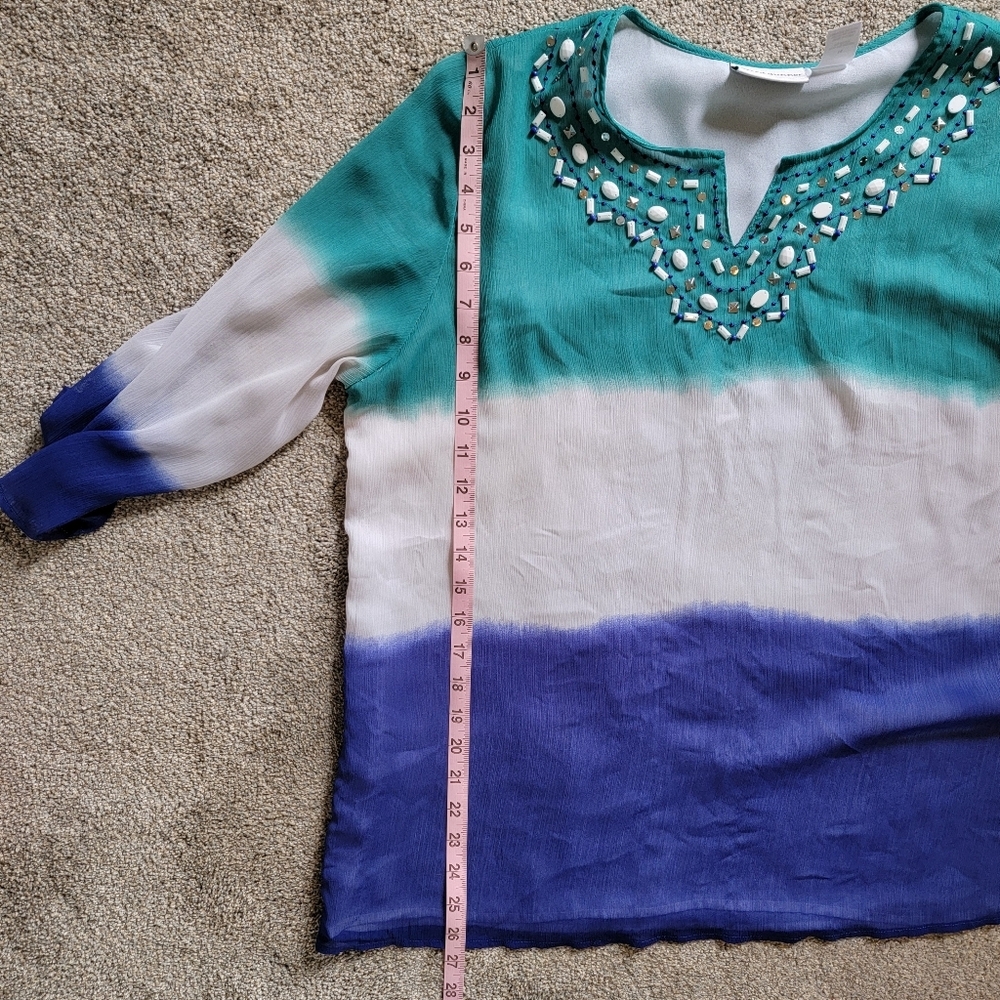 Alfred Dunner Colorblock Blouse Embellished Beaded Neck Blue Green White Size 14 - Picture 10 of 10